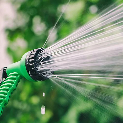 100FT Green Expandable Magic Garden Heavy Duty Hose Pipe And Spray Gun 3 100FT Green Expandable Magic Garden Heavy Duty Hose Pipe And Spray Gun - Image 3