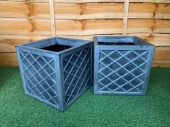 2 X Strata 39cm Lazio Planter GN696-PEW-ST Grey Planter 7 2 X Strata 39cm Lazio Planter GN696-PEW-ST Grey Planter -Outsunny Garden Zone 2 x strata 39cm lazio planter gn696 pew st grey planter2200009391026 04c MP