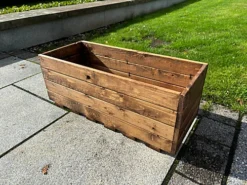 Charles Taylor Medium Open Trough