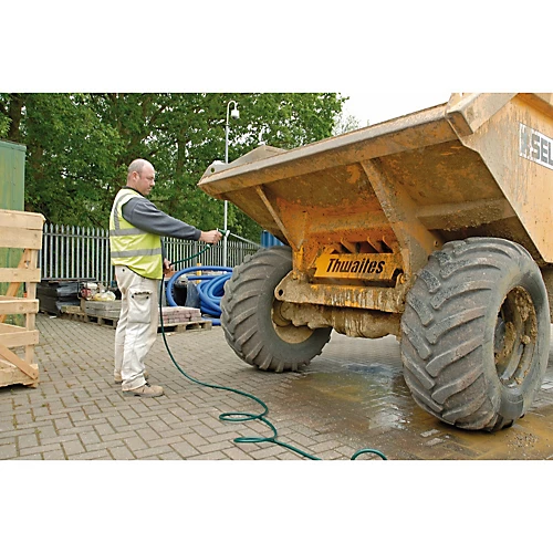 Draper Garden Hose And Spray Gun Kit, 12mm Bore, 30m 56447 3 Draper Garden Hose And Spray Gun Kit, 12mm Bore, 30m 56447 - Image 3