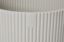 Elho Vibes Fold Round 25cm Plastic Plant Pot In Silky White -Outsunny Garden Zone elho vibes fold round 25cm plastic plant pot in silky white8711904494254 03c MP