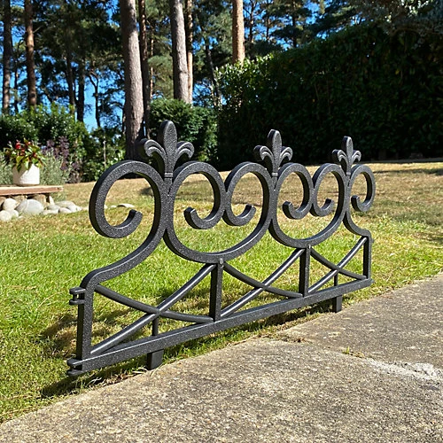 Fleur De Lys Black Plastic Lawn Edging (60cm X 32cm) - 10 Panels 3 Fleur De Lys Black Plastic Lawn Edging (60cm X 32cm) - 10 Panels - Image 3