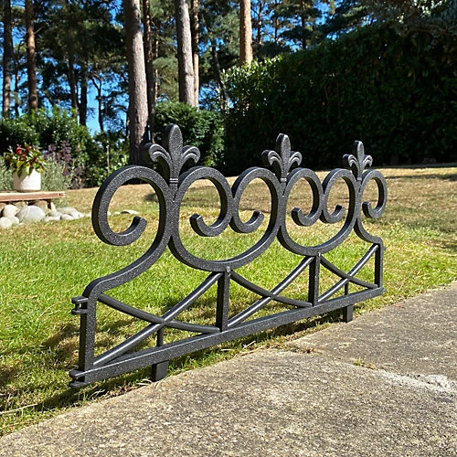 Fleur De Lys Black Plastic Lawn Edging (60cm X 32cm) - 5 Panels 3 Fleur De Lys Black Plastic Lawn Edging (60cm X 32cm) - 5 Panels - Image 3