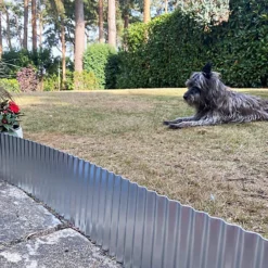 Galvanised Steel Lawn Edging Roll (16.5cm X 5m) -Outsunny Garden Zone galvanised steel lawn edging roll 16 5cm x 5m 5060575102733 04c MP