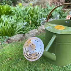 Heritage Tweed Green Metal & Copper Watering Can (3.5 Litre) -Outsunny Garden Zone heritage tweed green metal copper watering can 3 5 litre 5060575102252 03c MP