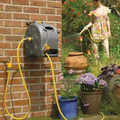 Hozelock 2 In 1 Wall-mounted Hose Pipe Set (L)25m -Outsunny Garden Zone hozelock 2 in 1 wall mounted hose pipe set l 25m5010646042635 01i bq