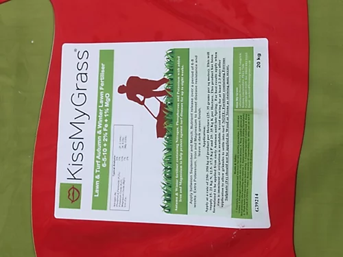 KissMyGrass Autumn & Winter Lawn Fertiliser 6.5.10 + Fe + Mg (5 X 20kg) 4 KissMyGrass Autumn & Winter Lawn Fertiliser 6.5.10 + Fe + Mg (5 X 20kg) - Image 4