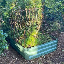 Metal Raised Vegetable Bed In Green (100cm X 30cm) -Outsunny Garden Zone metal raised vegetable bed in green 100cm x 30cm 5060266598685 04c MP