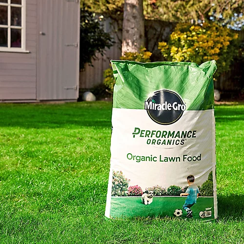 Miracle-Gro Performance Organics Lawn Food Natural Soil Grass Feed - 360m2 2 Miracle-Gro Performance Organics Lawn Food Natural Soil Grass Feed - 360m2 - Image 2
