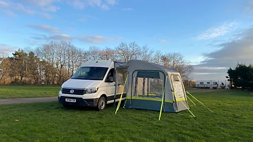OLPRO Lunar Breeze Inflatable Campervan Awning 3 OLPRO Lunar Breeze Inflatable Campervan Awning - Image 3