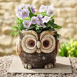 Owl Shaped Planter - Wood Effect Waterproof Resin Novelty Flower Plant Pot With 13cm Inner Diameter - H18cm X 22cm Diameter
