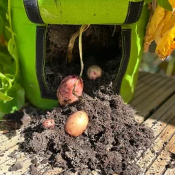 Potato Planter Grow Bags 37 Litre (Set Of 4) Non - Woven Aeration Fabric Pots -Outsunny Garden Zone potato planter grow bags 37 litre set of 4 non woven aeration fabric pots5055031302161 04c MP