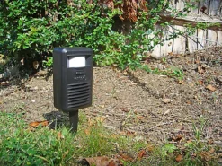 Rentokil FC78 Cat & Fox Deterrent RKLFC78 -Outsunny Garden Zone rentokil fc78 cat fox deterrent rklfc785012607006380 03c MP