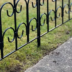 Richmond Steel Garden Lawn Edging (45cm X 41cm) - 5 Panels 7 Richmond Steel Garden Lawn Edging (45cm X 41cm) - 5 Panels -Outsunny Garden Zone richmond steel garden lawn edging 45cm x 41cm 5 panels5060266596094 06c MP