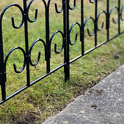 Richmond Steel Garden Lawn Edging (45cm X 41cm) - 5 Panels 4 Richmond Steel Garden Lawn Edging (45cm X 41cm) - 5 Panels - Image 4