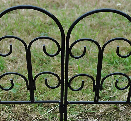 Richmond Steel Lawn Edging Panels (45cm X 41cm) - 20 Panels 4 Richmond Steel Lawn Edging Panels (45cm X 41cm) - 20 Panels - Image 4