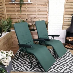 Set Of 2 Padded Outdoor Garden Patio Recliner / Sun Lounger In Plain Green
