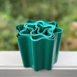 Set Of 6 Green Plastic Garden Lawn Edging (9m X 15cm Roll) -Outsunny Garden Zone set of 6 green plastic garden lawn edging 9m x 15cm roll 5060575109565 04c MP